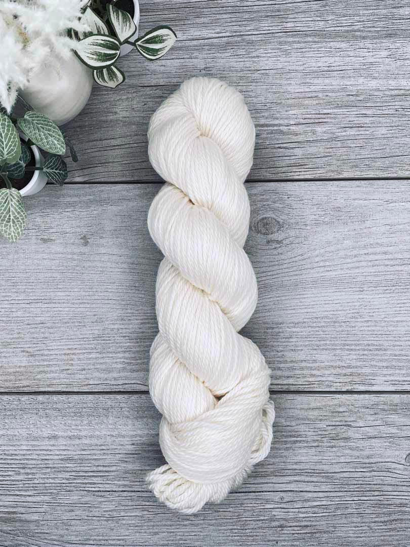 Bare Yarn  |  SW Merino  |  Aran weight