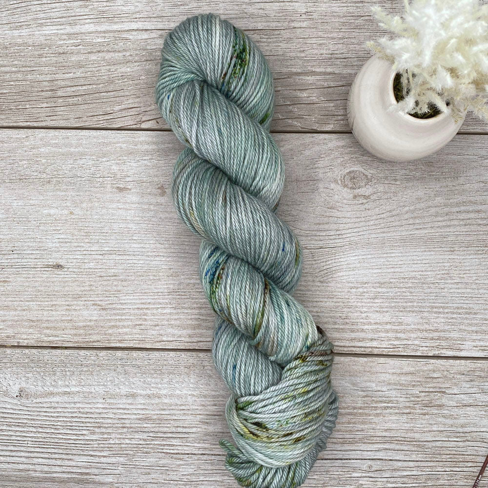 The Lamppost  |  Narnia Inspired  |  RAMbunctious  |  worsted weight